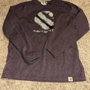 Carhartt logo graphic  Long Sleeve size medium